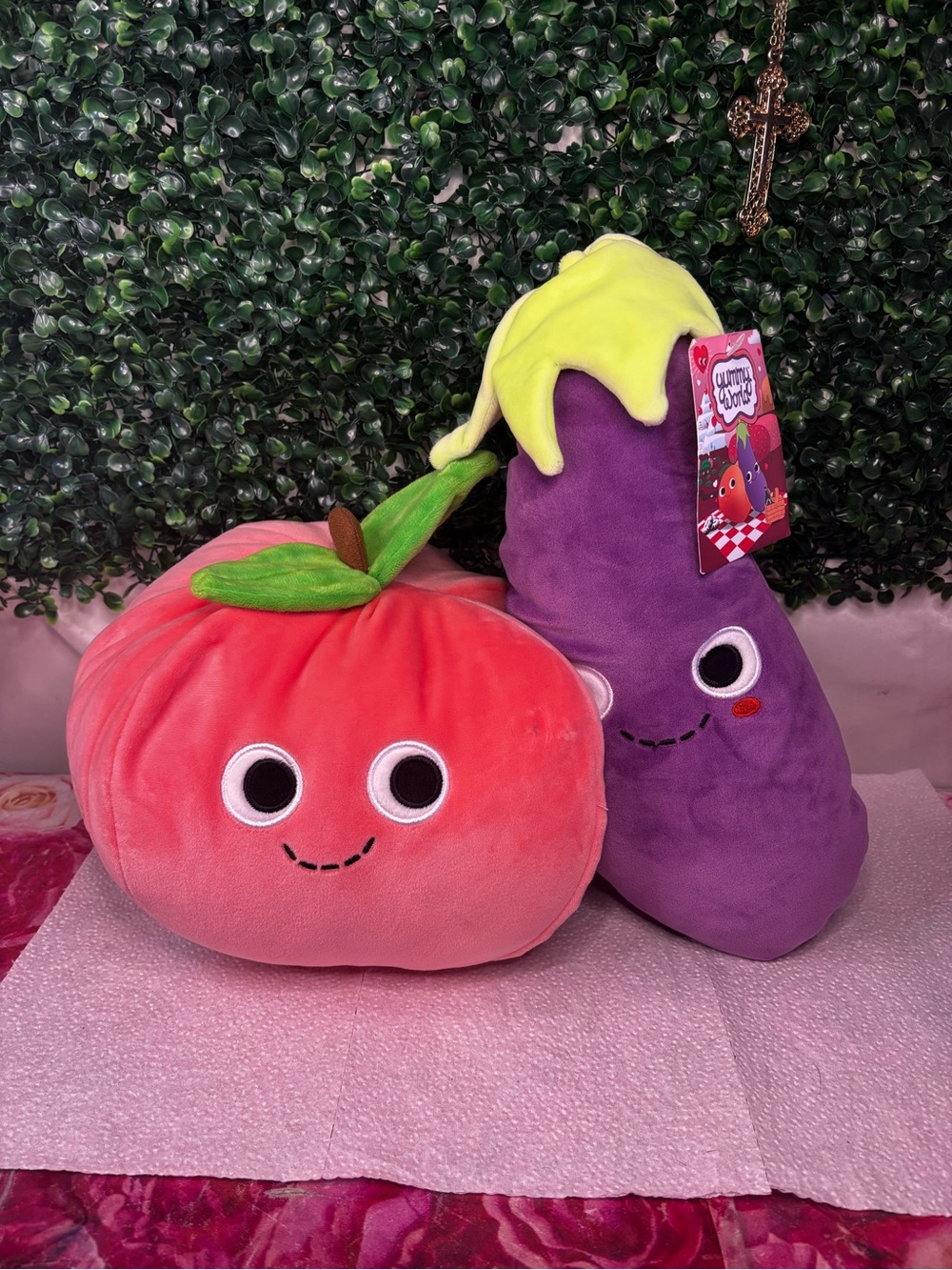 Kidrobot Yummy World Eggplant & Georgia Peach 16 Inch Plush Set